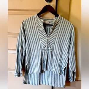 DOEN 100% women's top size small, extra small